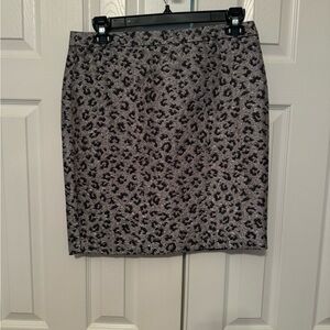 Ann Taylor Loft Animal Print Metallic Sheen Skirt 10 Lined EUC 20.5 inches long